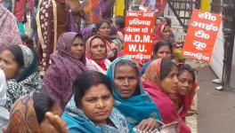 Midday Meal Cooks Stage Chakka Jam in Bihar