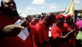 ATUSWA Secretary General Wander Mkhonza addressing workers of Zheng Yong and FTM Garments’ factories in Swaziland’s southern town of Nhlangano in March 2019.