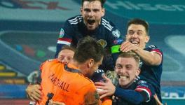 Scotland goalkeeper David Marshall with teammates