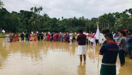 DYFI conducting the secular sports meet in the paddy fields against the rightwing club’s attempt to hold hindu sports meet in Kasaragod district. (Courtesy: DYFI Kerala/facebook)