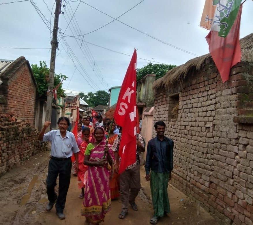 After a detailed research and for the first time since its formation years ago, the West Bengal State Unit of All India Agricultural Workers Union (AIAWU) has decided to reach out to more than 11000 villages throughout the state within a fortnight.