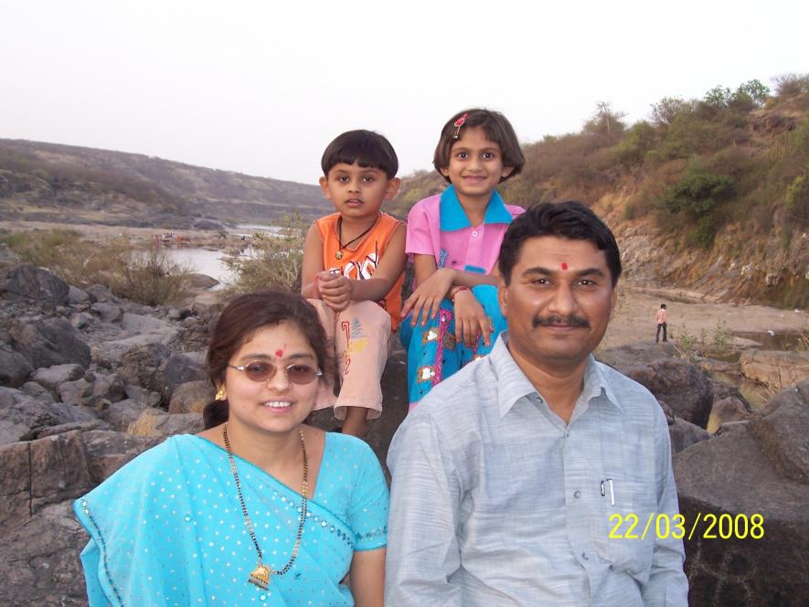 Amit Jethwa with family