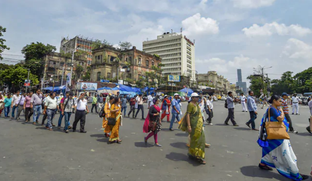 Primary Teachers Withdraw Strike in Bengal After Govt Agrees to Meet Demands