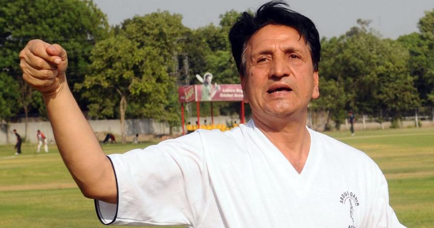 Former Pakistan Leg-Spin Great Abdul Qadir Passes Away