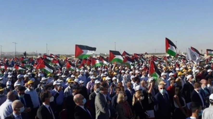 Several International Delegates Join Palestinians