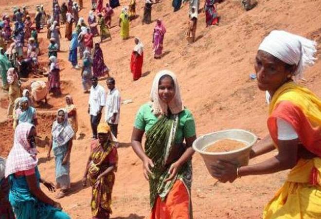 Telangana: Lakhs Attend MGNREGA Work for Minimum Wage of Rs 161 Per Day