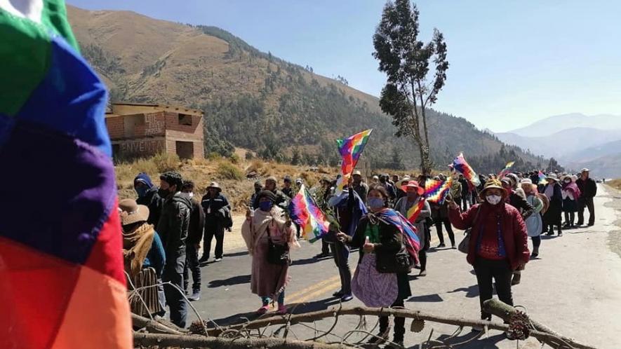 Indefinite Strike Begins in Bolivia Against Postponement of General Elections