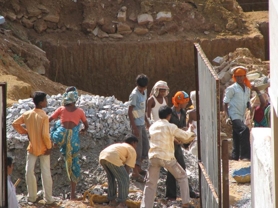 Impact of lockdown on migrant workers in Maharashtra