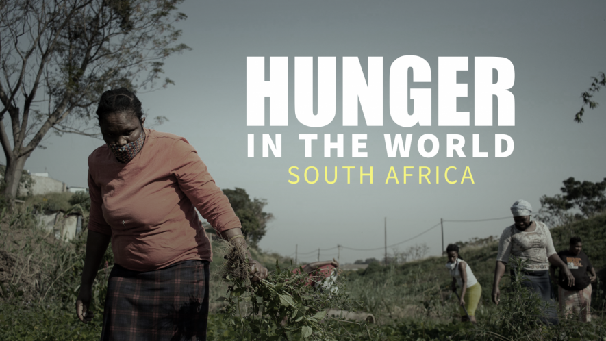 9 June 2020: Zamekile Ngwane works in the garden with other eKhenana residents. They plant a variety of seeds and the vegetables they harvest are sometimes their only source of food for the day. (Photograph by Mlungisi Mbele)