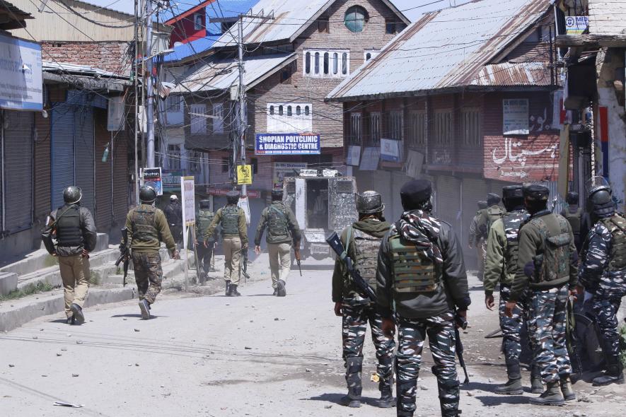 Kashmir’s Insurgency Situation Worsens Despite low Recruitment, Military Successes