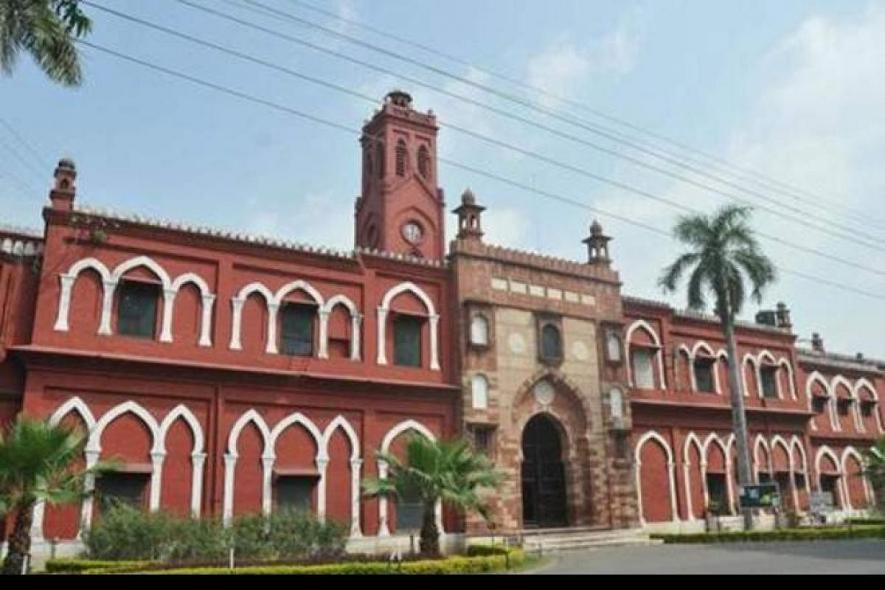 Colonial Era Power Play in MAO College, Aligarh