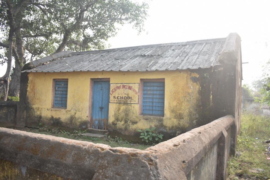 A Hindi medium primary school in Harishpur village of Paschim Bardhaman which has been permanently closed after earth subsidence incidents rendered the building unsafe