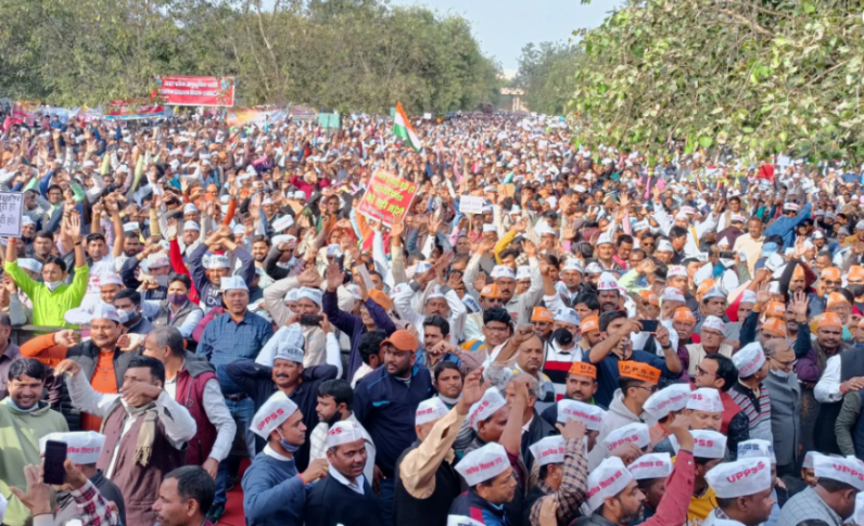 UP: Old Pension Scheme is Key Issue Ahead of 2024 Lok Sabha Polls, Say Protesting Teachers