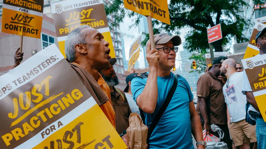 UPS Teamsters at a practice picket in Manhattan, New York (Photo: Wyatt Souers/Party for Socialism and Liberation)