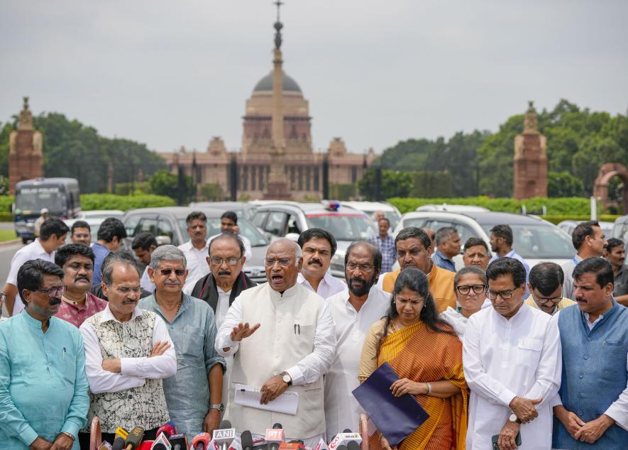 New Delhi: Leader of Opposition in the Rajya Sabha Mallikarjun Kharge with other I.N.D.I.A leaders address a press conference after a meeting with President Droupadi Murmu at Rashtrapati Bhavan, in New Delhi, Wednesday, Aug. 2, 2023. (PTI Photo/Ravi Choudhary)(