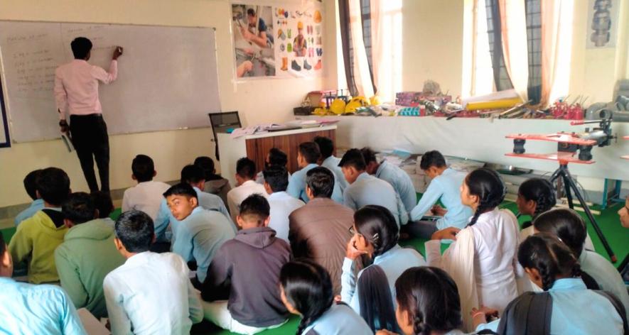 A teacher teaching in the classroom (Photo - Sourced by Amarpal Singh Verma, 101Reporters).