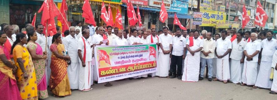 P Shanmugam, state president of the Tamil Nadu Vivasayigal Sangam (AIKS) led the protest in Tiruvarur.