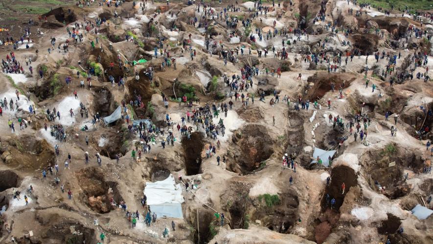 Luwowo Coltan mine near Rubaya, North Kivu. At the time the photo was taken in 2014, the Luwowo mine was believed to be conflict free. Photo: MONUSCO/Sylvain Liechti