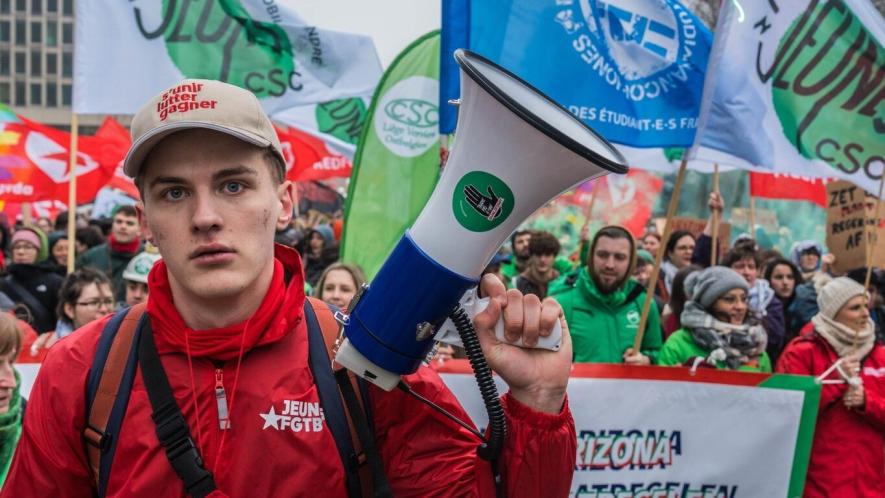 Trade union youth bloc during protest against austerity and cuts. Source: MPLP-GVHV/Facebook