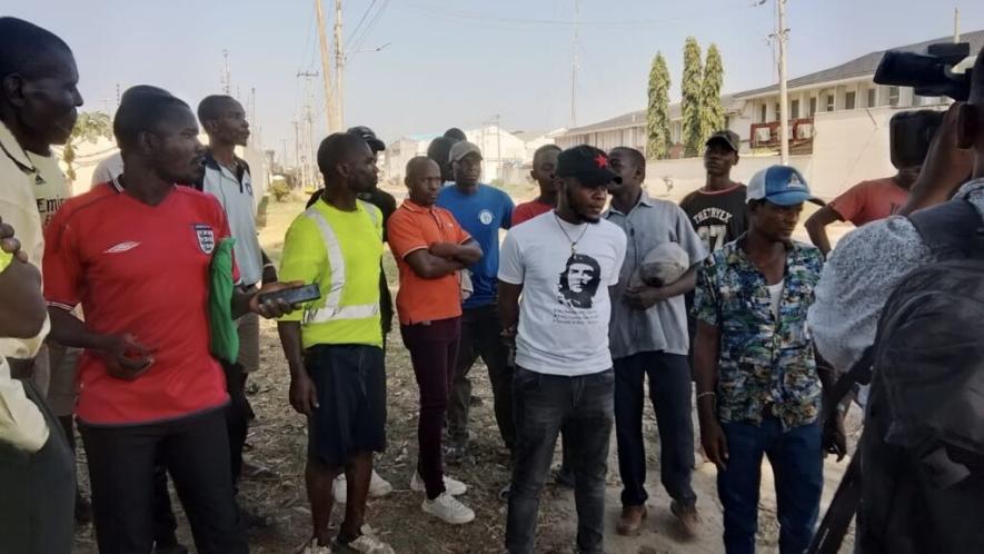 CPM-K members with port workers in Kenya. Photo: CPMK