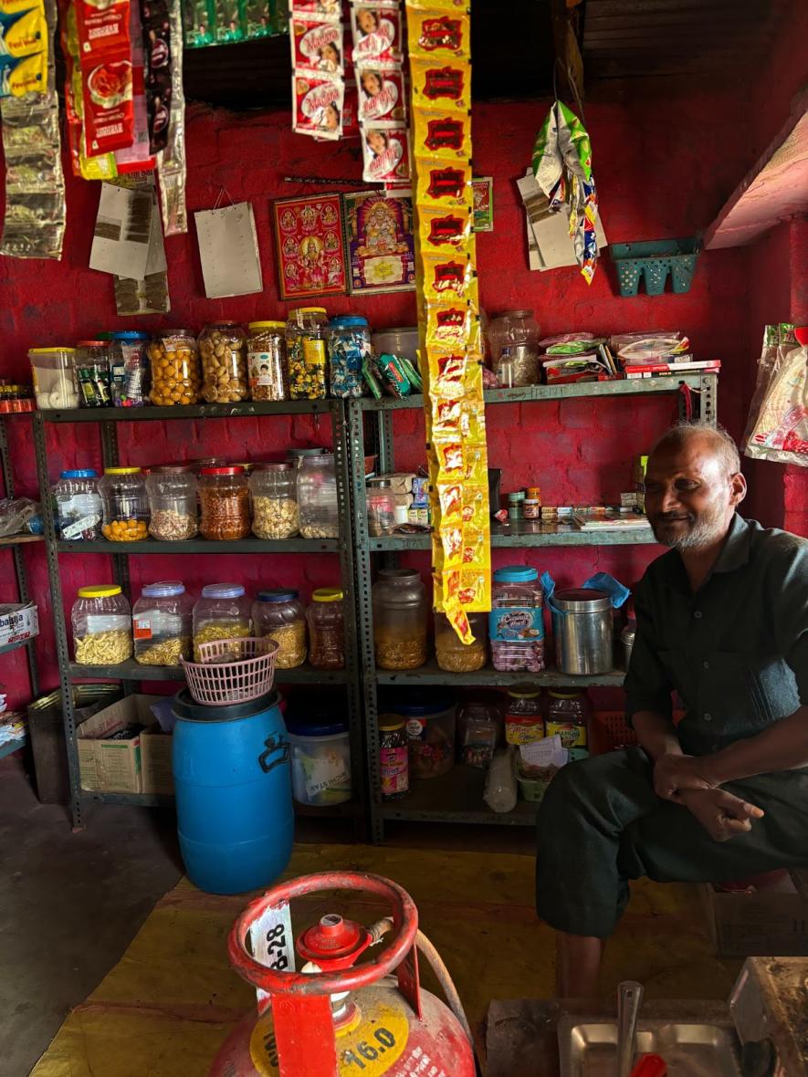 A farmer sharing his views on the dynamics of wheat and jowar cultivation in his village. Image: Madiha Khanam