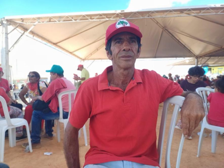 Batista expects compensation for working for free as a child for the Ariadnópolis Plant. Photo: Carolina Bataier/Brasil de Fato