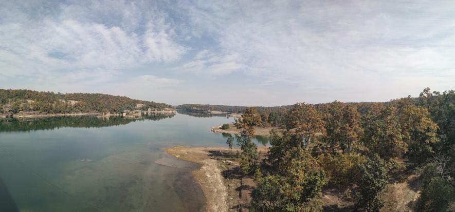 The Hasdeo River and adjacent forests. Photo Abir Dasgupta