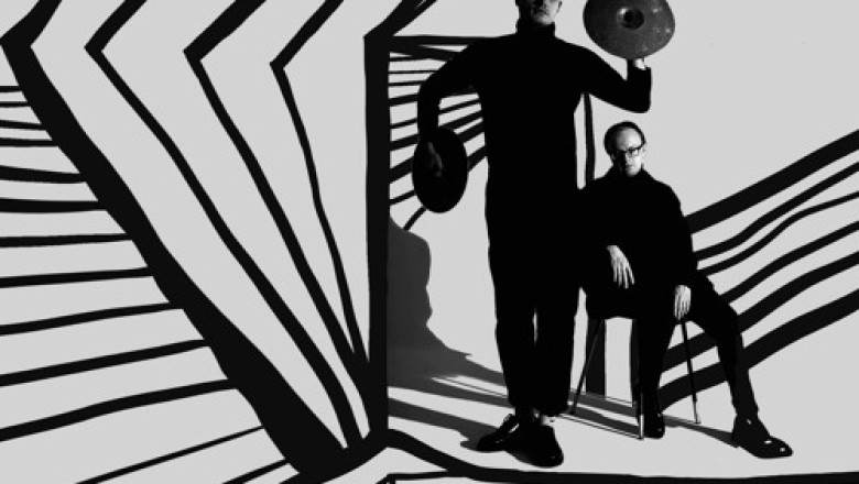 Electrophoresis - Evil: Unleash the Energy with This Electrifying Tune!